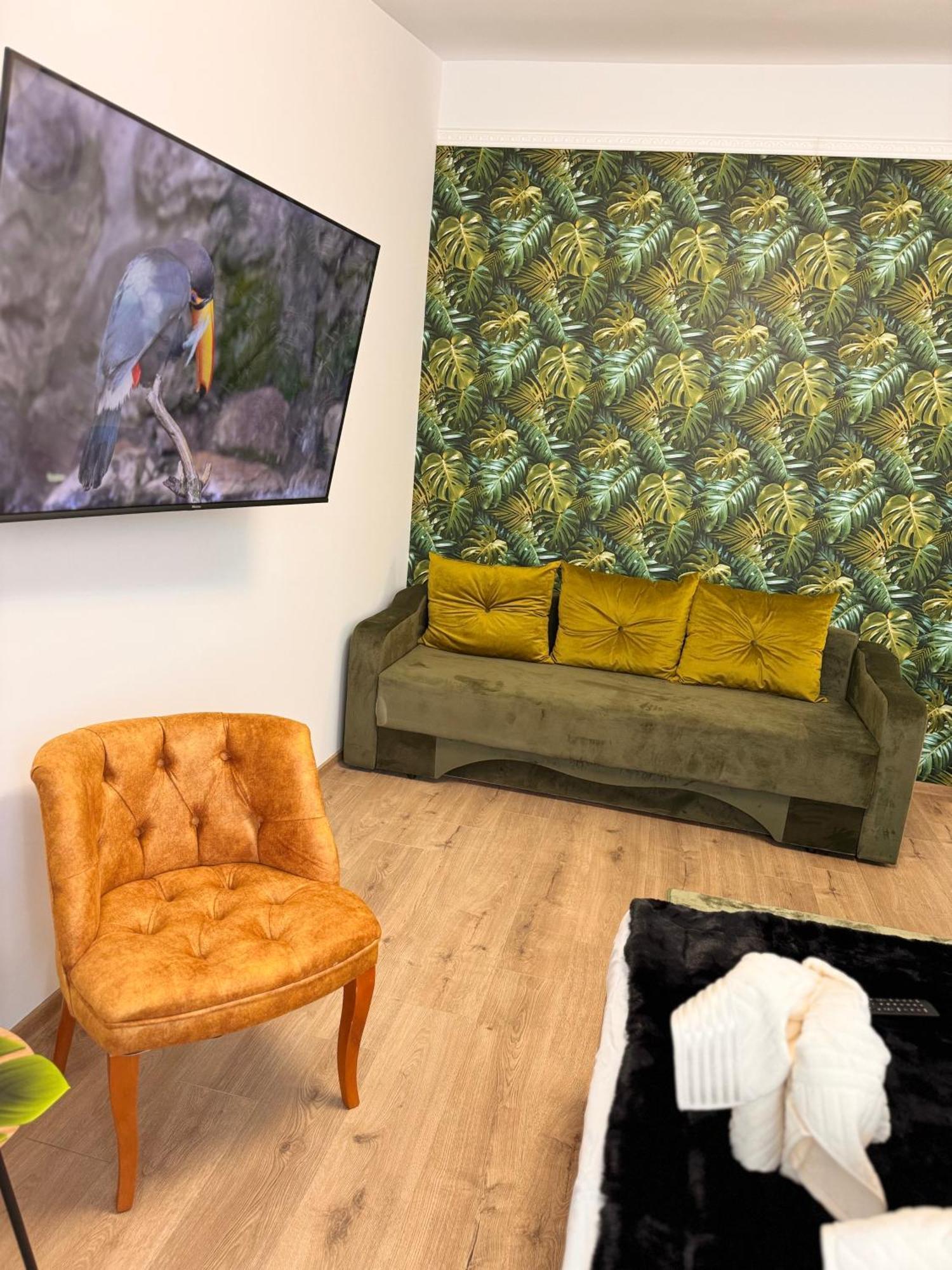 Jungle Loft Apartment Сучеава Екстериор снимка