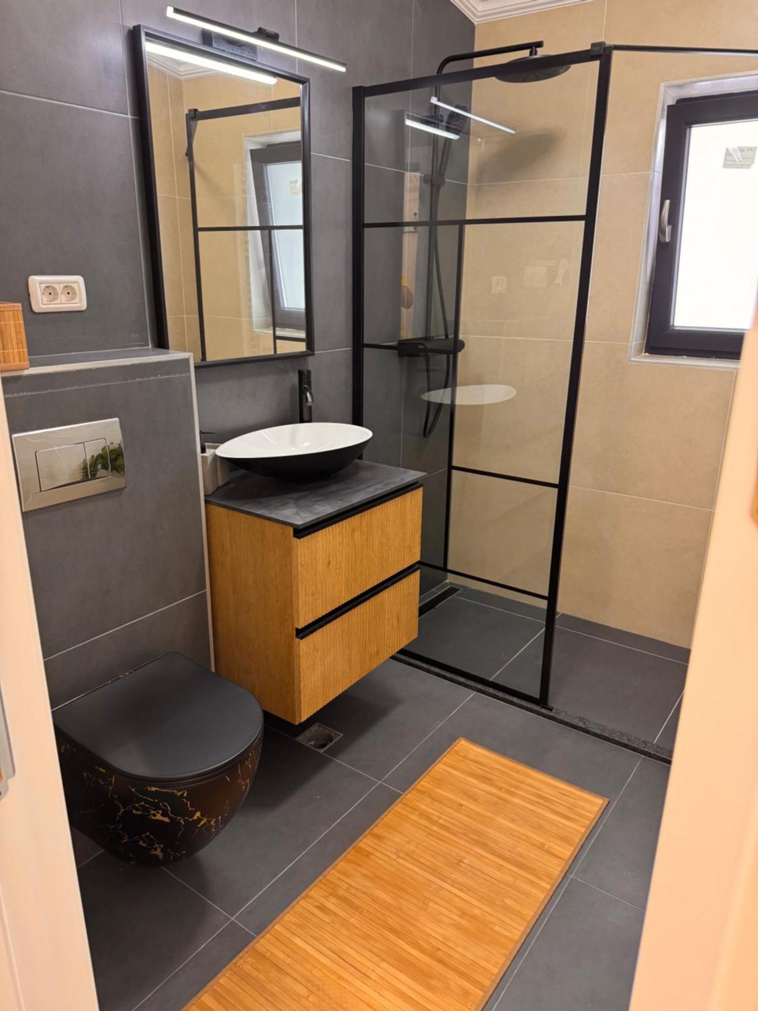 Jungle Loft Apartment Сучеава Екстериор снимка