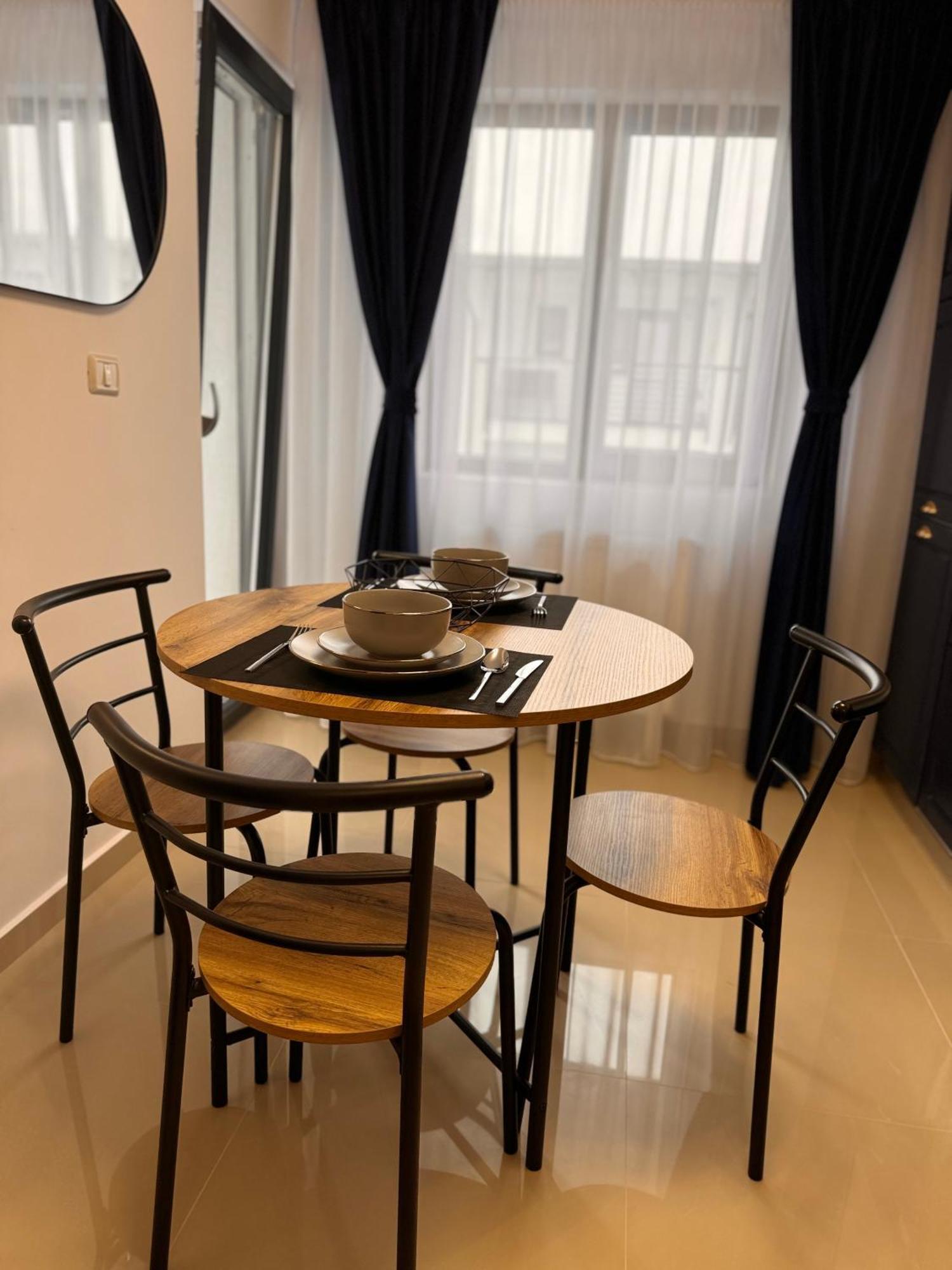 Jungle Loft Apartment Сучеава Екстериор снимка